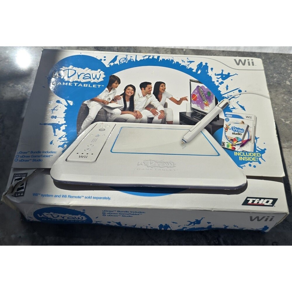 Nintendo Wii uDraw GameTablet with uDraw Studio Game Bundle - White - CIB